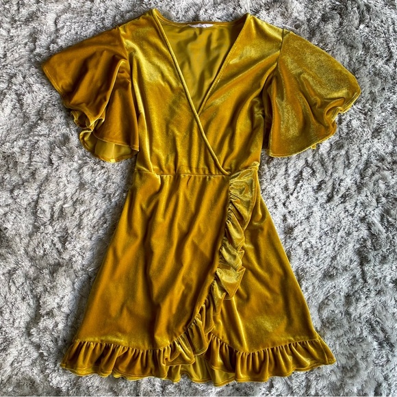 Jack by BB Dakota Velour Fit & Flare Wrap Dress Size S/M - Picture 4 of 9